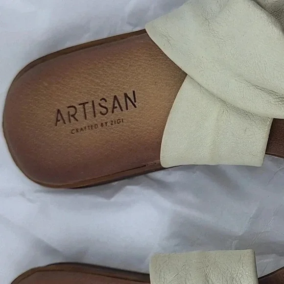 ARTISAN Crafted By Zigi Womens Leather Enida Off White Sandals Size 10 - Picture 10 of 10